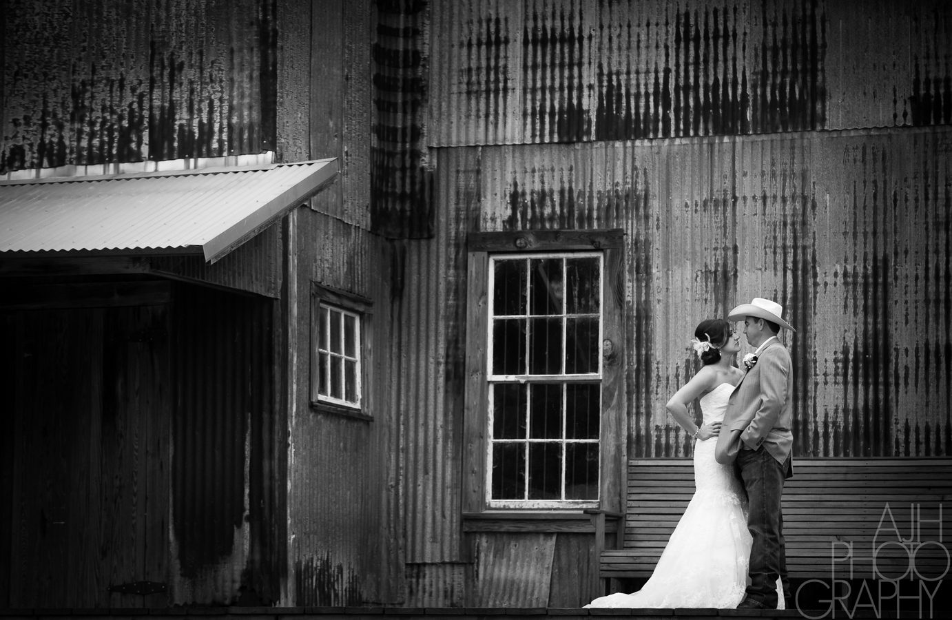 Zeddler Mill Wedding Photography - AJH Photography