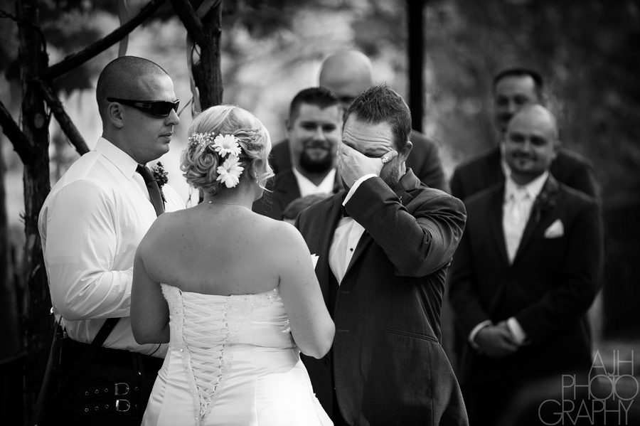Hideout on the horseshoe wedding photography - AJH Photography